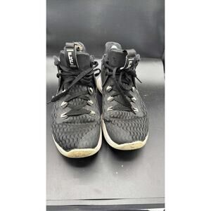 Nike LeBron Witness 5 Black Metallic Silver Men's Basketball Shoes 10.5